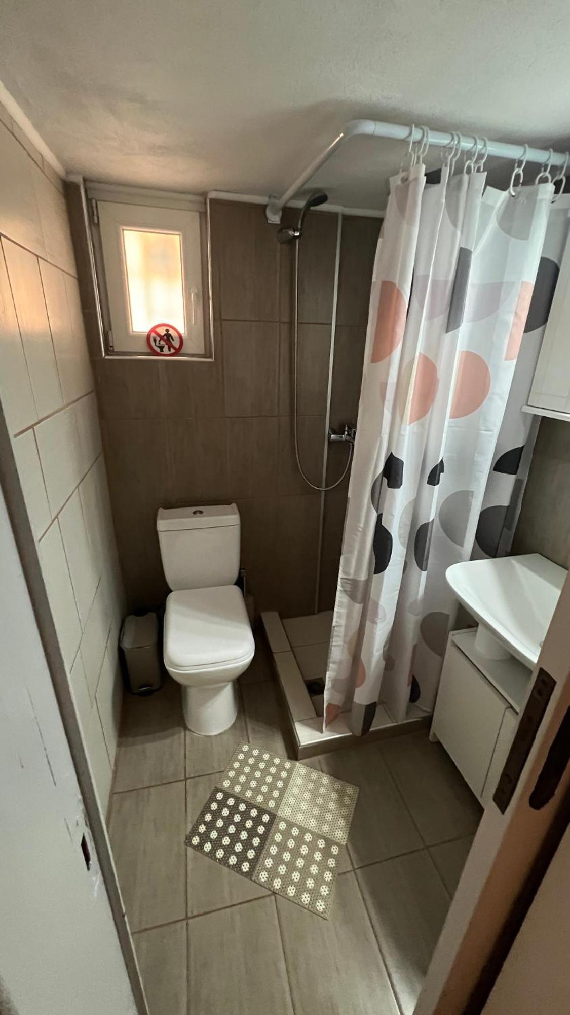 Artemis Central Home Екстериор снимка